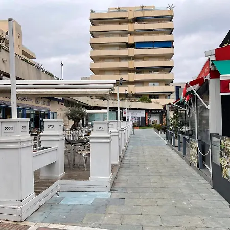 Puerto Banus Espectacular Atico 아파트